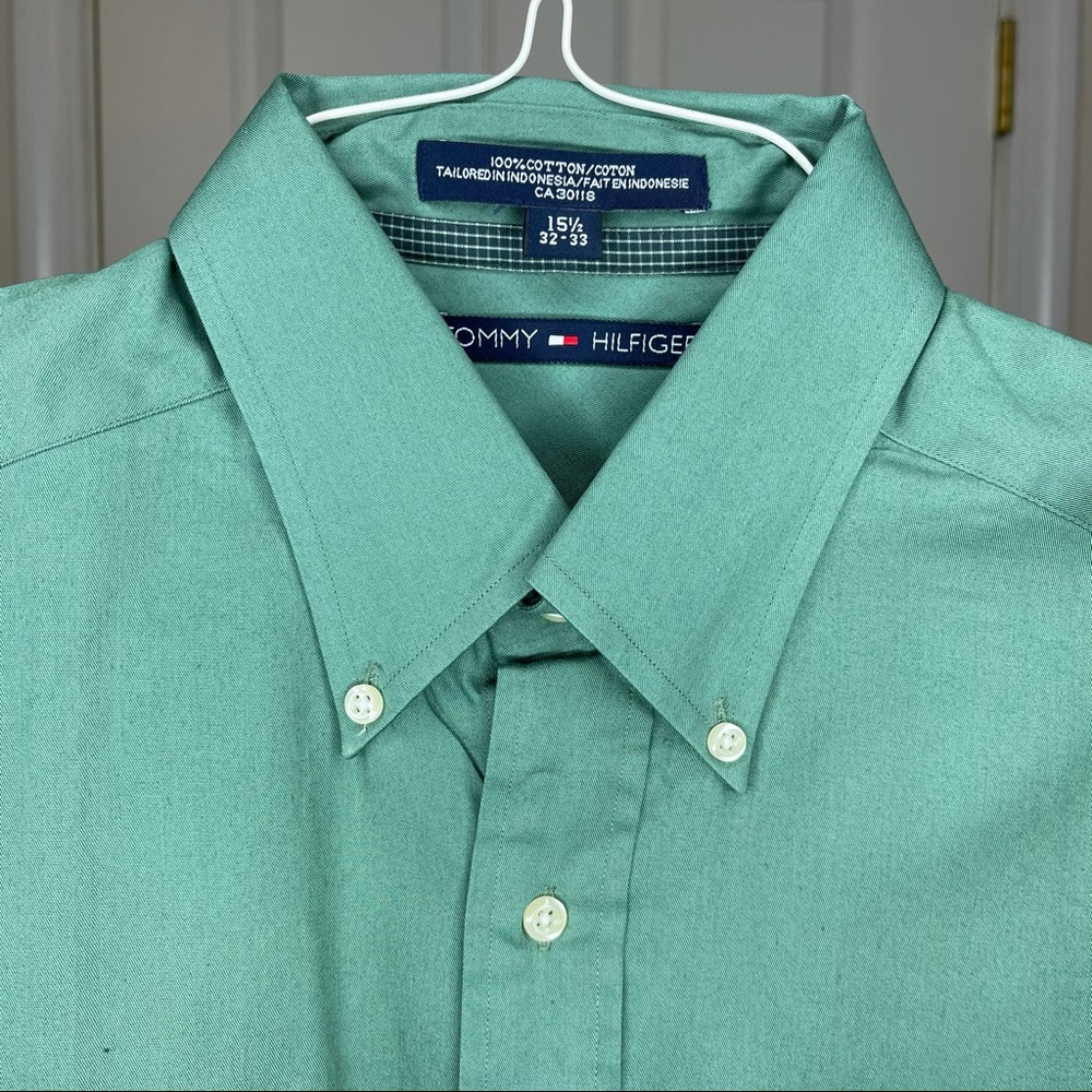 Men’s Green Tommy Hilfiger Button Up Dress Shirt - Picture 5 of 5